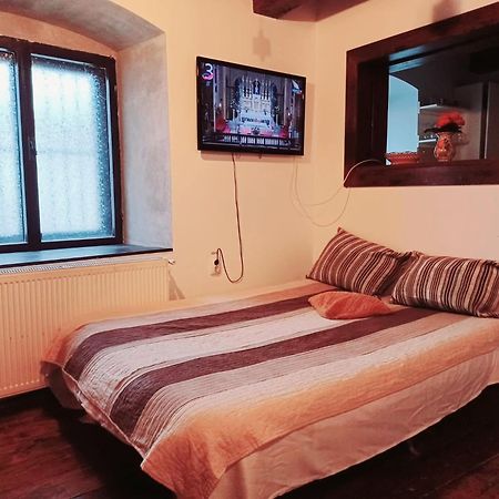 Historic Center Apartment Брашов Екстериор снимка