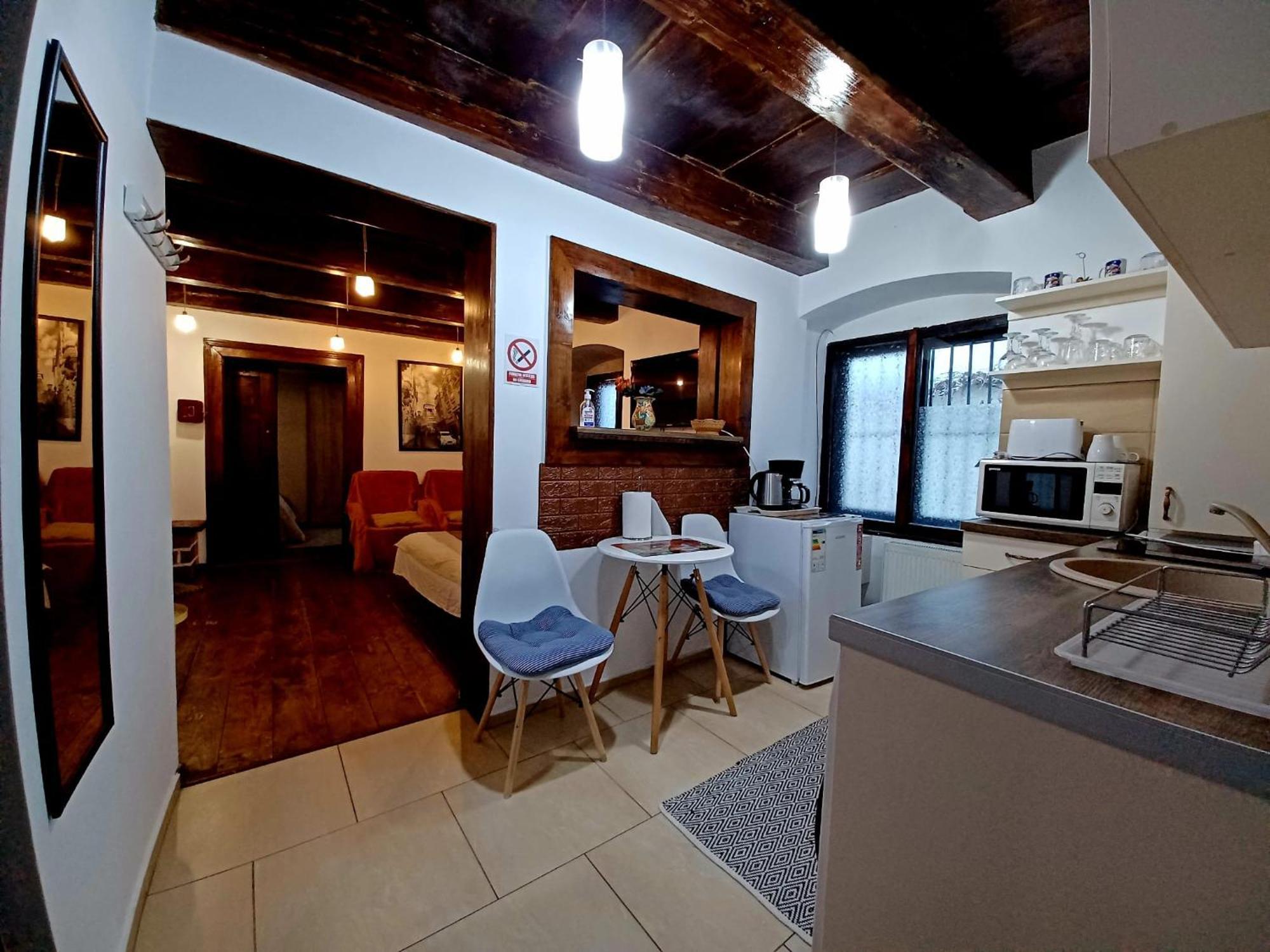 Historic Center Apartment Брашов Екстериор снимка